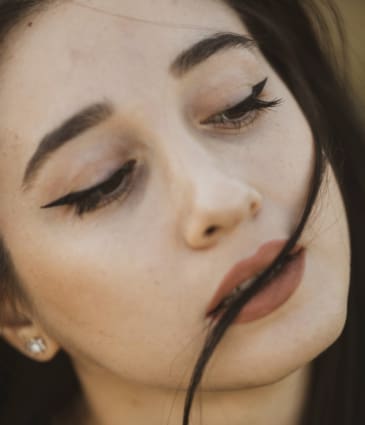 Square/Wide Jaw