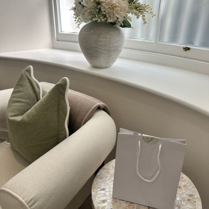 Dr Hass Surgeon-led Aesthetic Clinic Mayfair clinic room